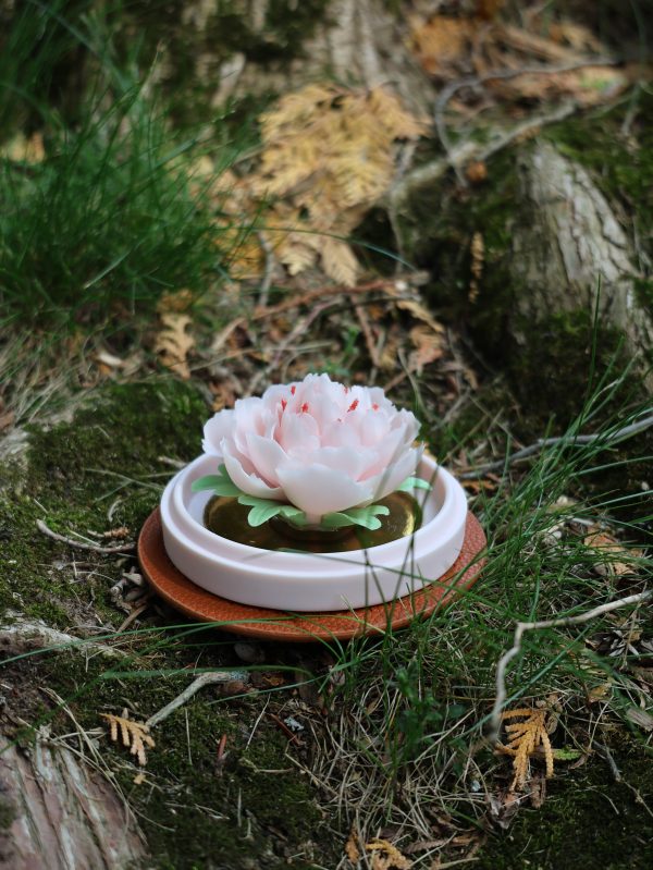 Handcrafted Porcelain Flower Aroma Diffuser-Hibiscus