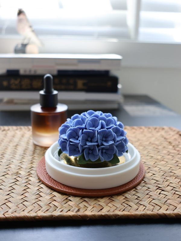 IMG_2558 Handcrafted Porcelain Flower Aroma Diffuser-Blue Hydrangea