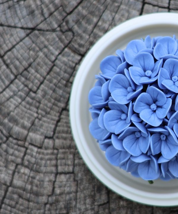 IMG_2808 Handcrafted Porcelain Flower Aroma Diffuser-Blue Hydrangea