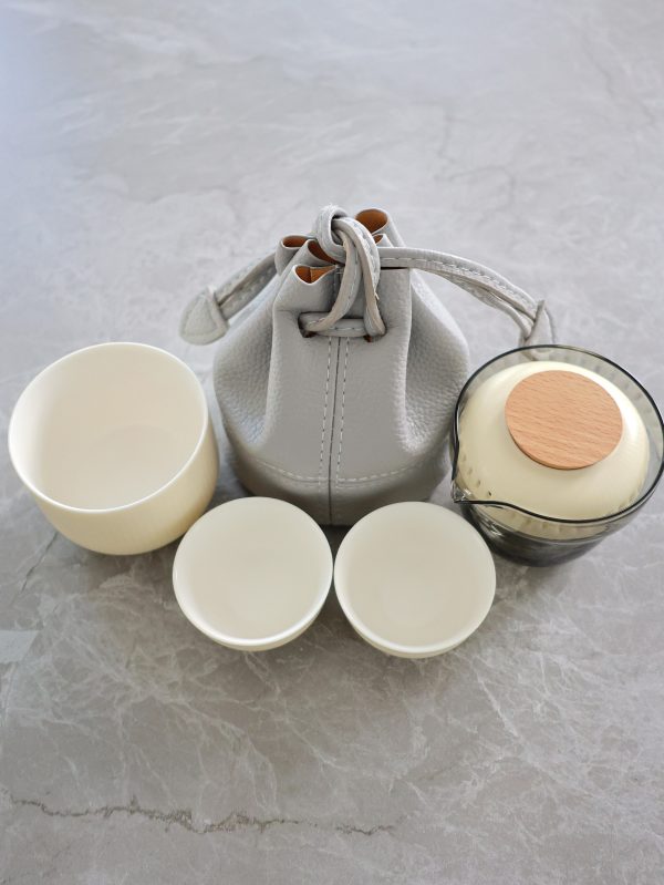 Cream Whisper Travel Tea Set