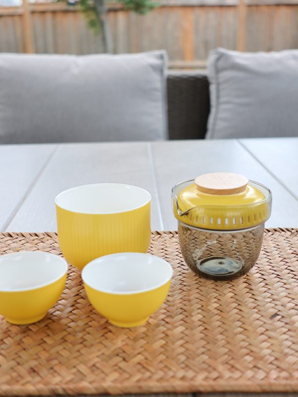 Sunny Glow Travel Tea Set